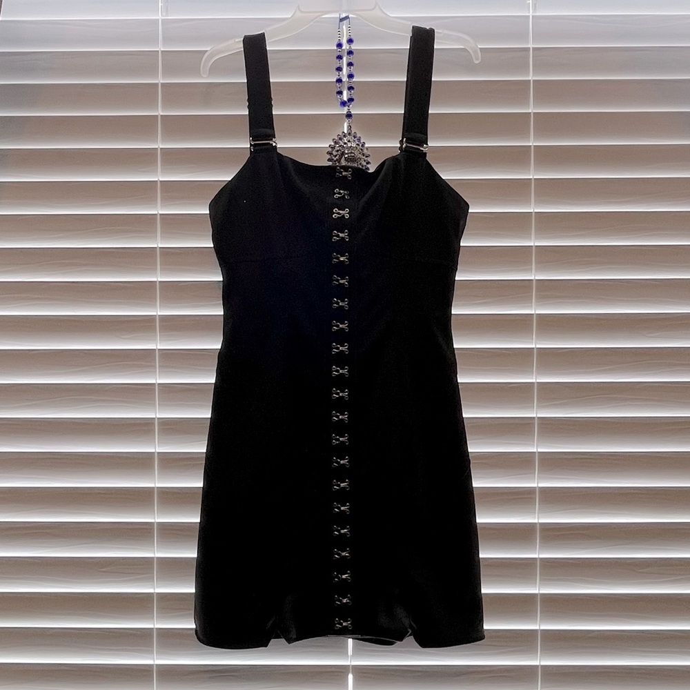 Small black dress🖤